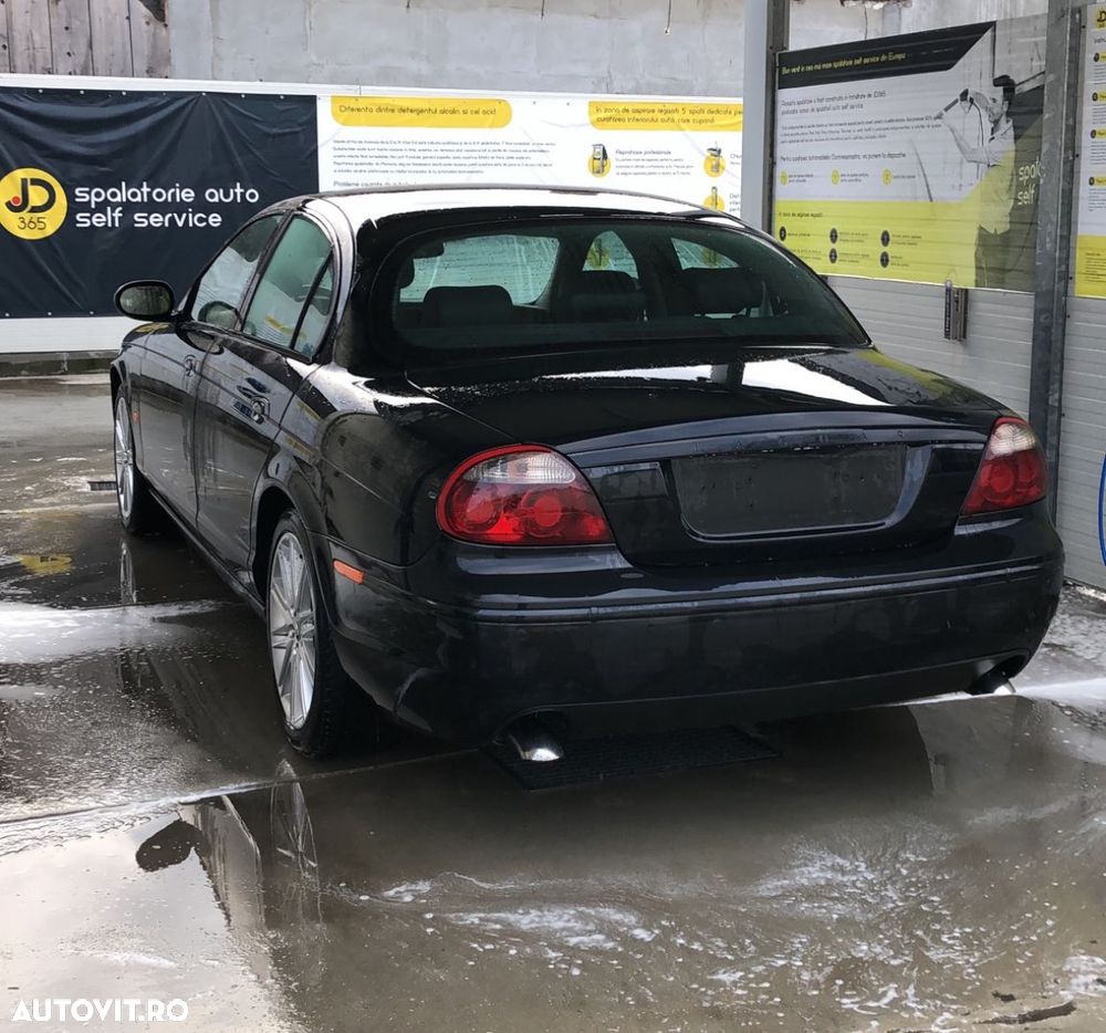 Jaguar S-Type 2.7 D Luxury Aut - 3