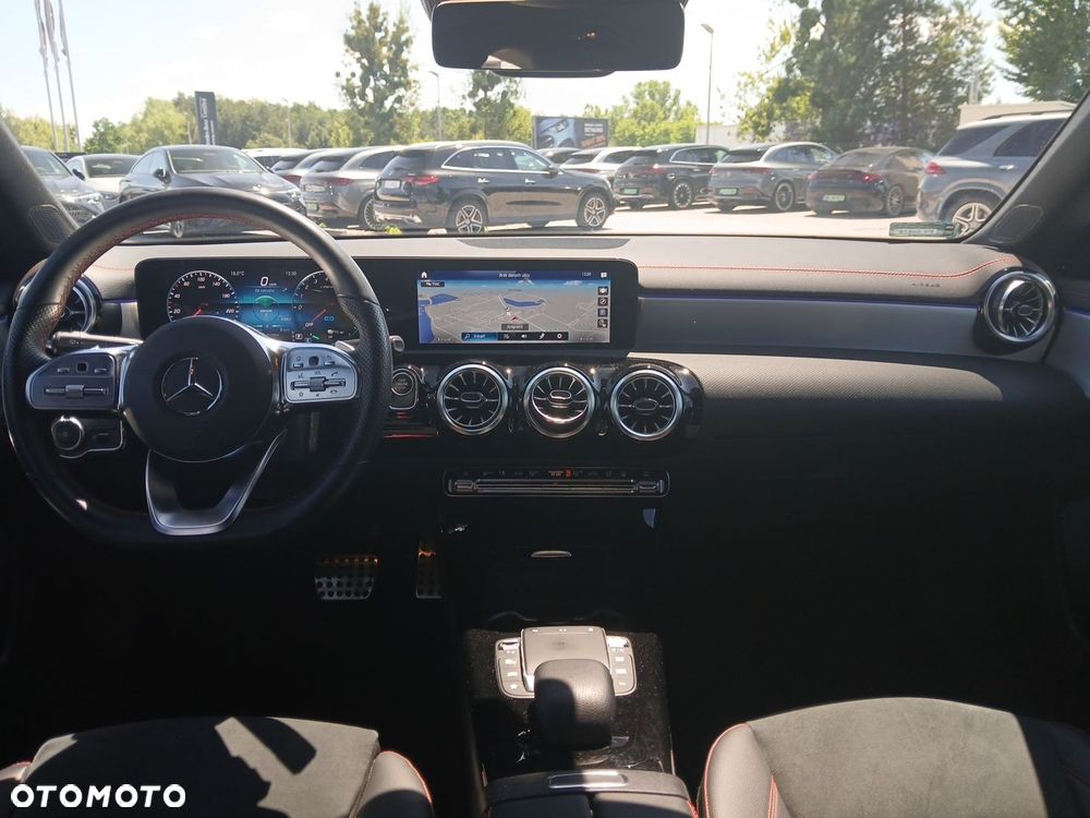 Mercedes-Benz CLA 250 e PHEV AMG Line 8G-DCT - 12