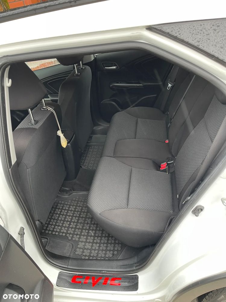 Honda Civic 1.6 i-DTEC Comfort Black Edition - 5