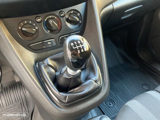 Ford Transit Connect L1 TDCI iva dedutivel - 25