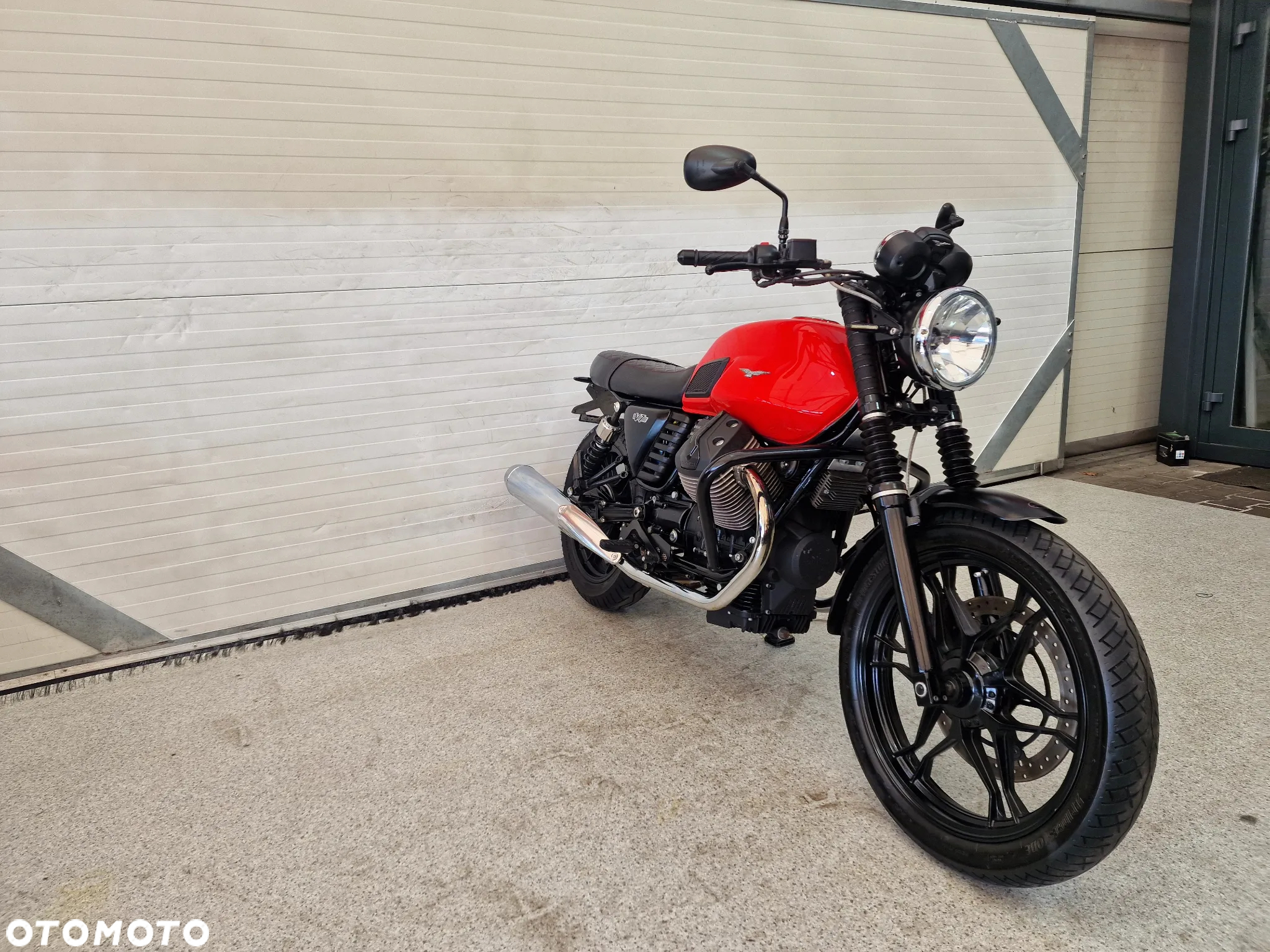 Moto Guzzi V7 - 4