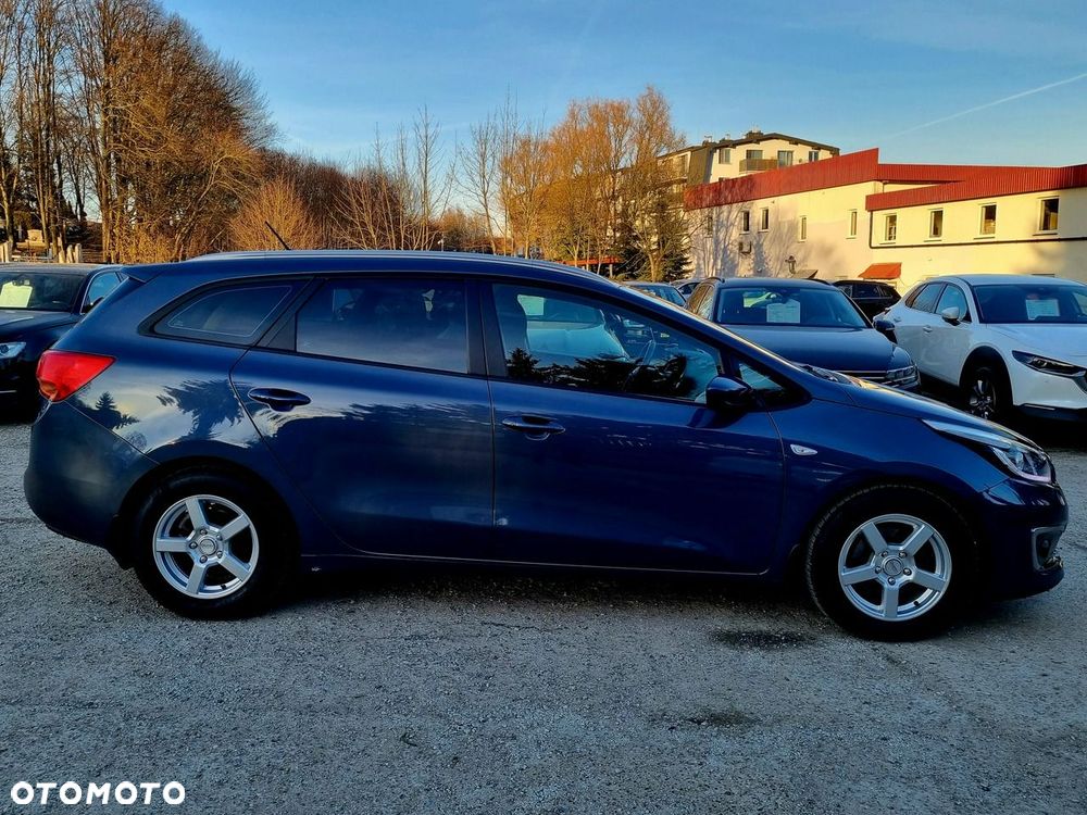 Kia Ceed 1.6 CRDi L - 4