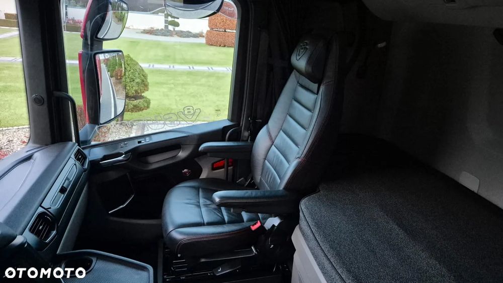 Scania SCANIA///S530///V8///2022/// FULL LED///ALUFELGI/// KLIMATYZACJA POSTOJOWA/// ZABUDOWY MIĘDZYOSIOWE/// SKÓRZANE FOTELE///WAGA/// STAN JAK NOWY///RETARDER/// - 33