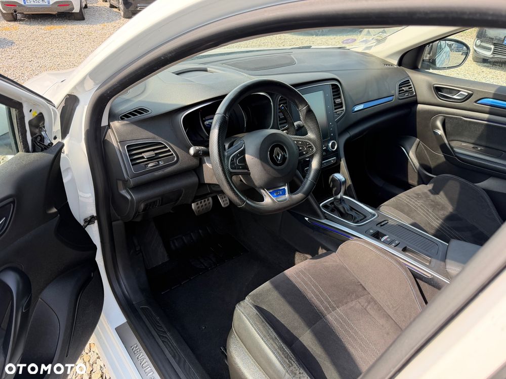 Renault Megane ENERGY TCe 205 EDC GT - 9