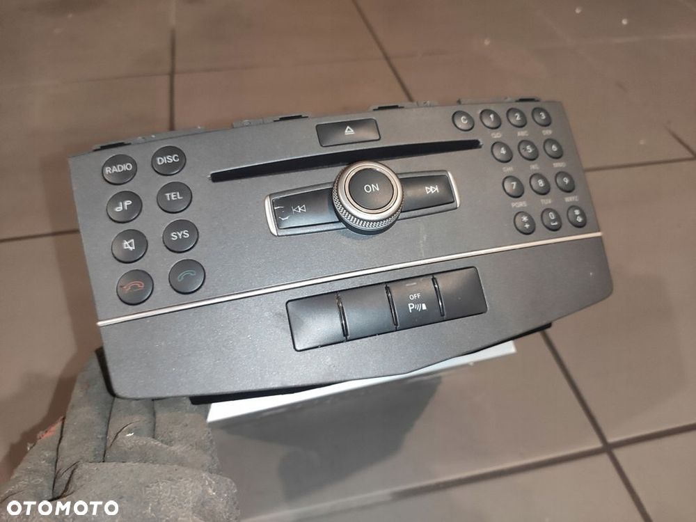 MERCEDES W204 C-KLASA RADIO CD PANEL RADIOODTWARZACZ STAN BDB - 3