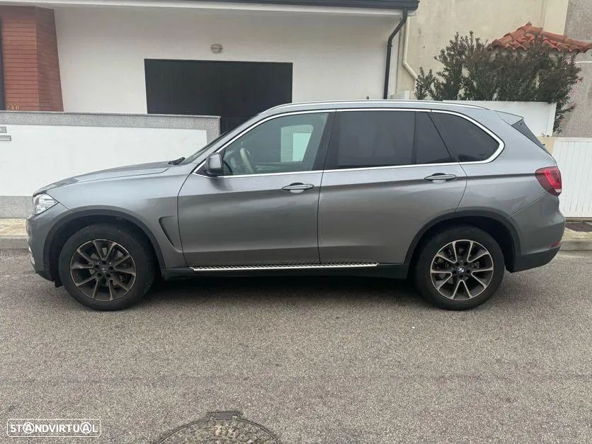 BMW X5 25 d sDrive Comfort 7L - 1