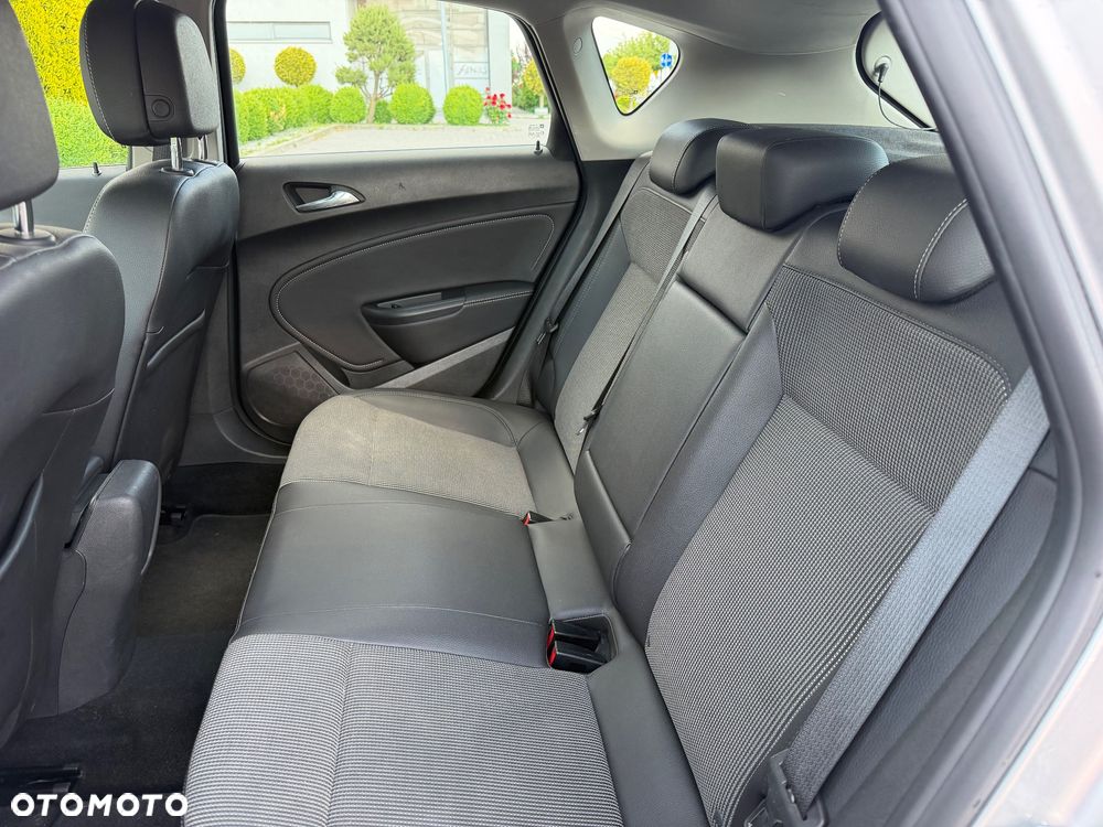 Opel Astra 1.4 Turbo - 18