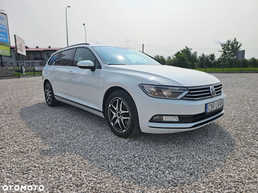 Volkswagen Passat Variant 1.6 TDI (BlueMotion Technology) Comfortline - 11