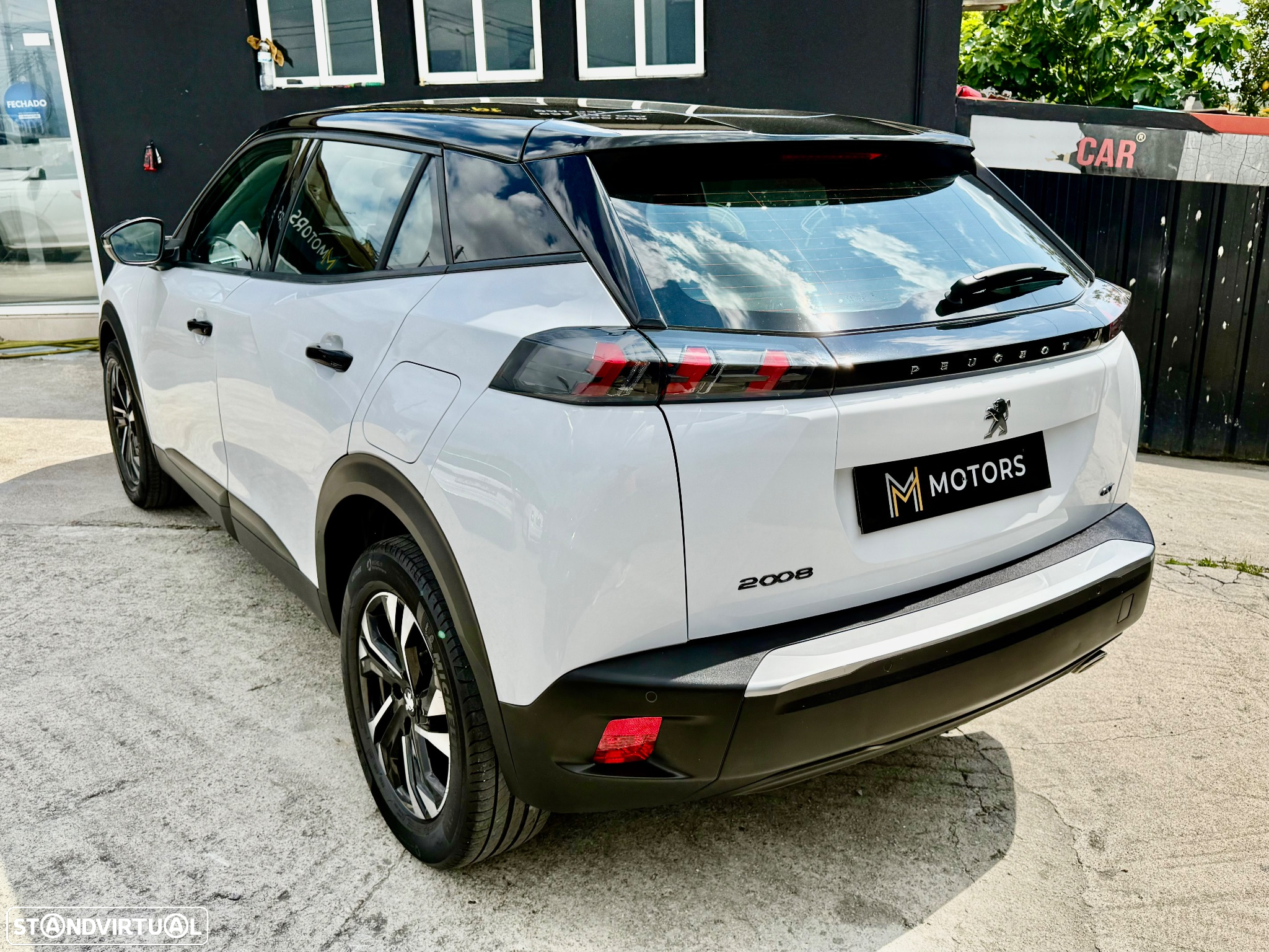 Peugeot 2008 1.5 BlueHDi GT - 44