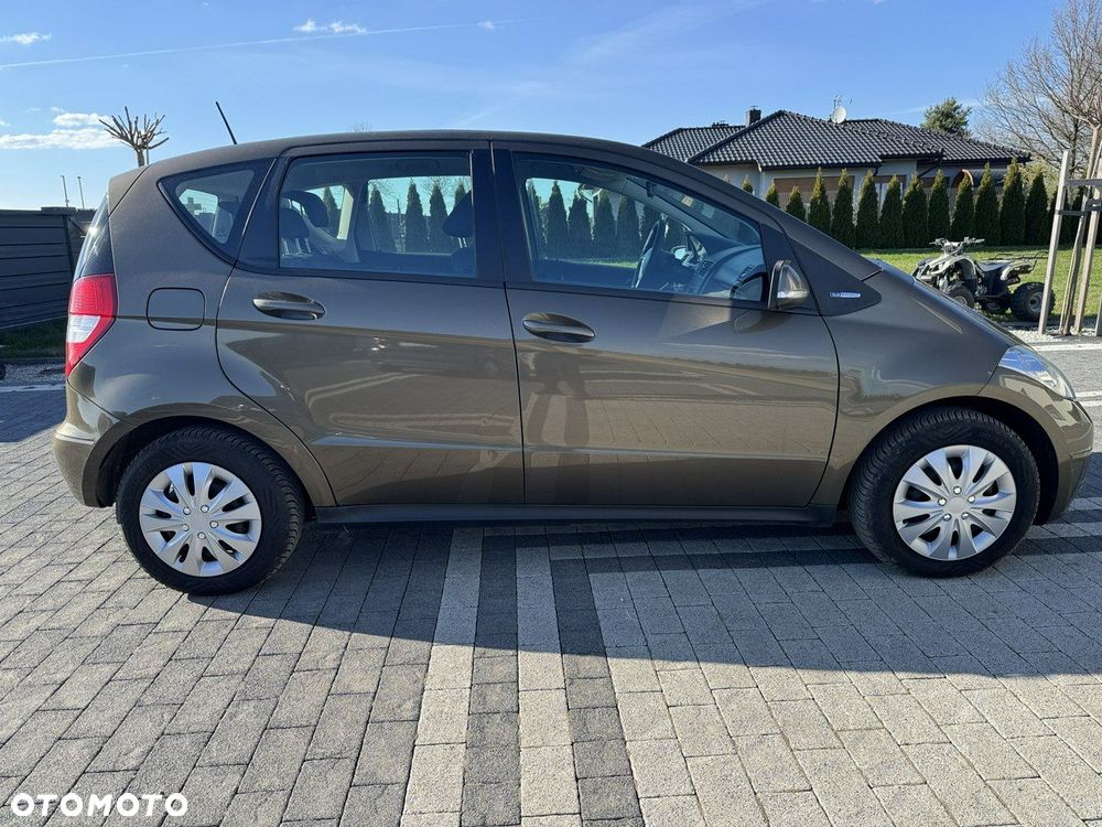 Mercedes-Benz Klasa A 160 Classic BlueEff EU5 - 11