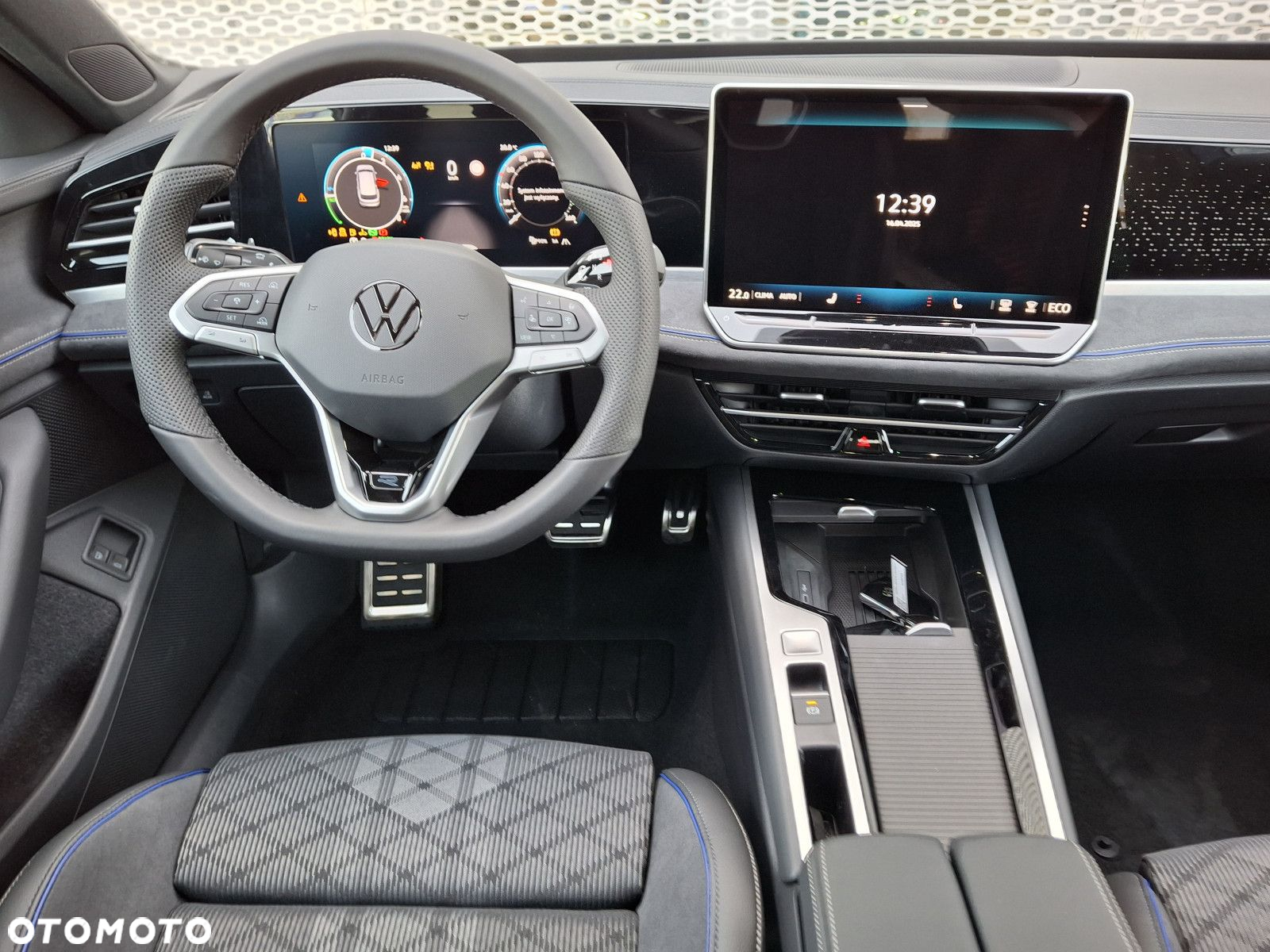 Volkswagen Passat - 20