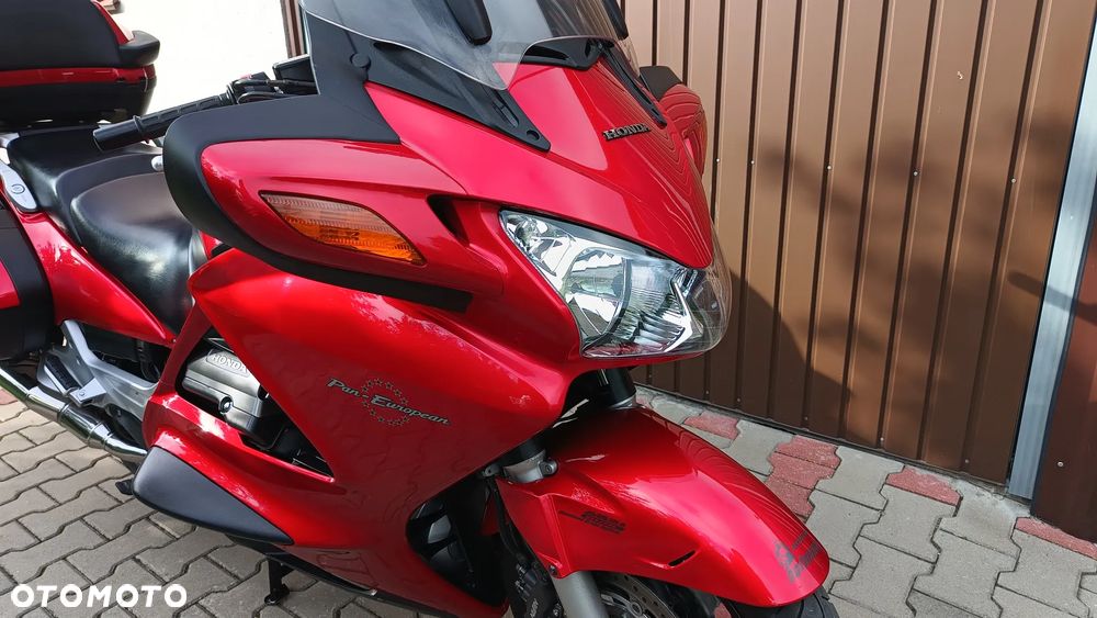Honda ST - 5