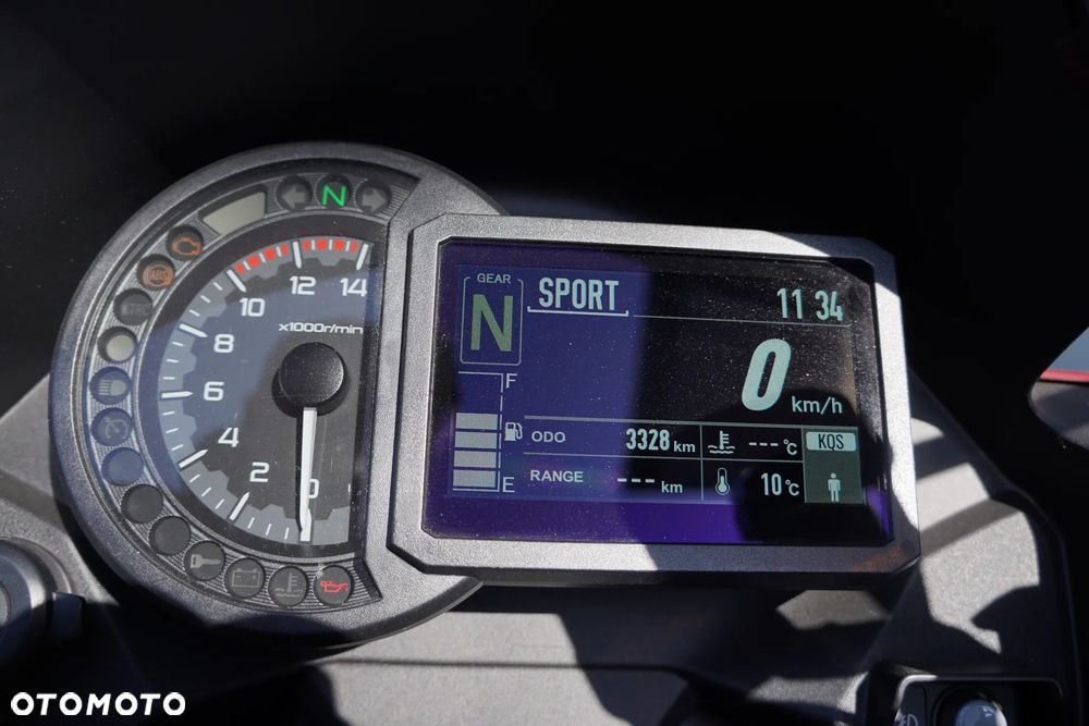 Kawasaki Versys 1000 - 10