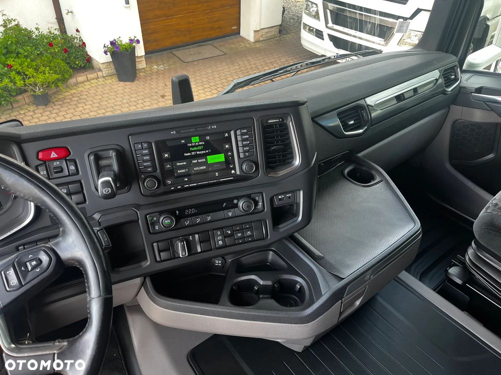 Scania R450 SPROWADZONA Z FRANCJI PO KONTRAKCIE SERWISOWYM DWA ZBIORNIKI PALIWA - 22