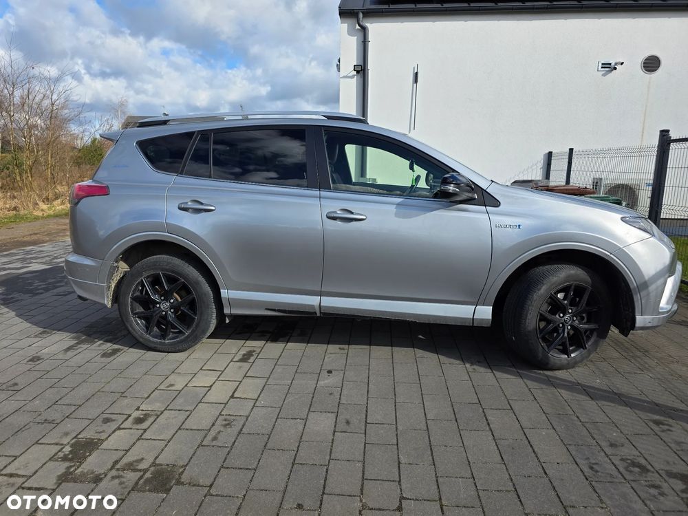 Toyota RAV4 - 2