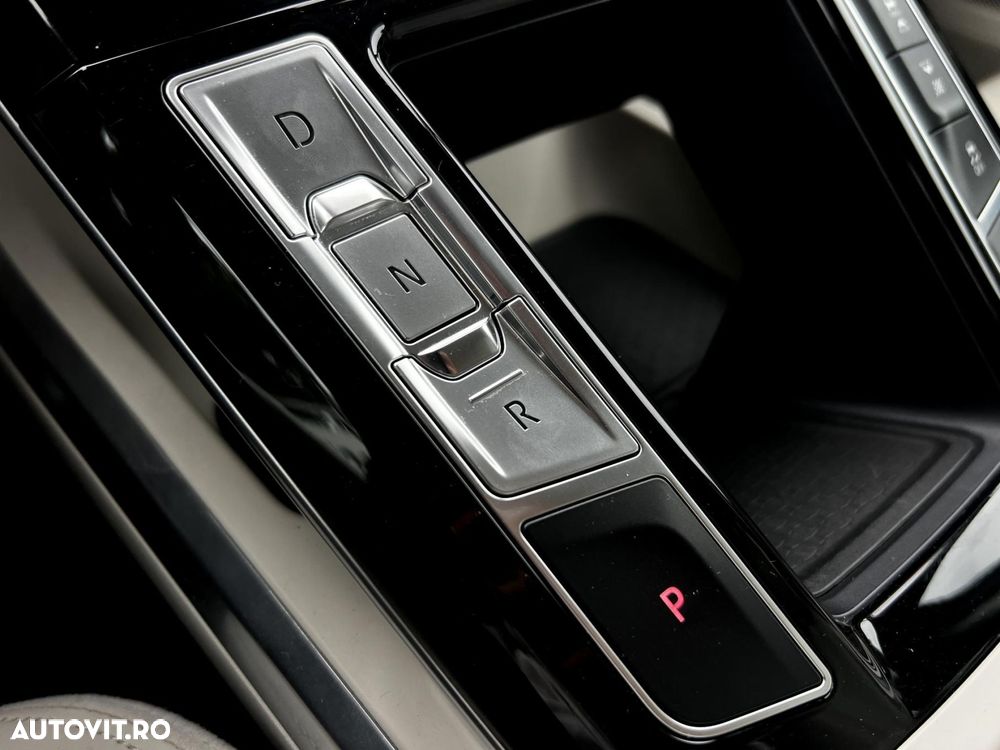 Jaguar I-Pace - 21