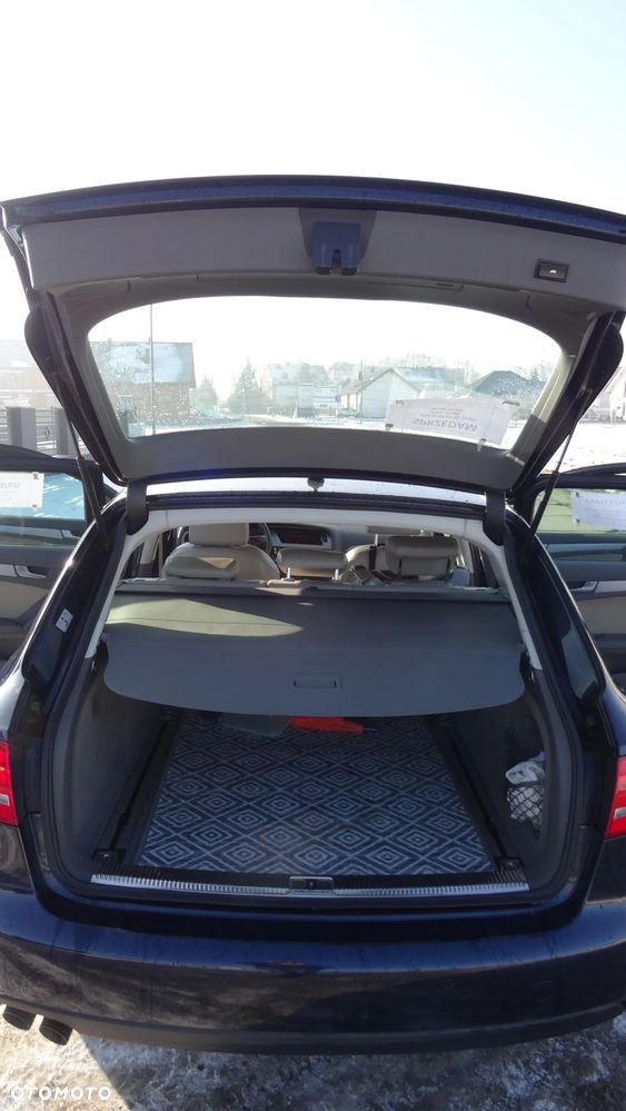 Audi A4 Avant 2.0 TDI - 26