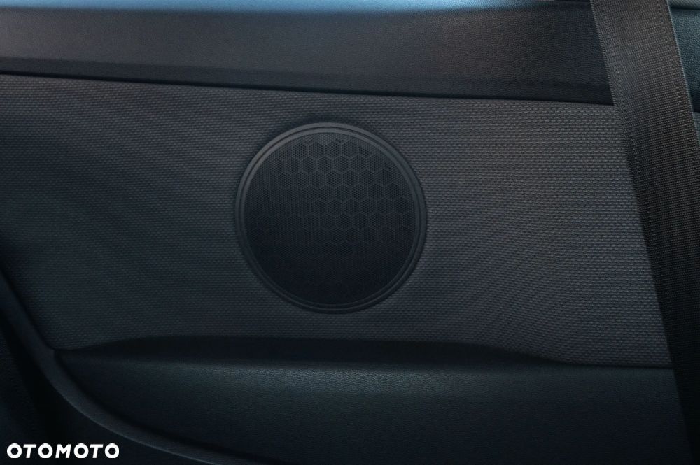 Opel Astra III GTC 1.6 Enjoy - 37