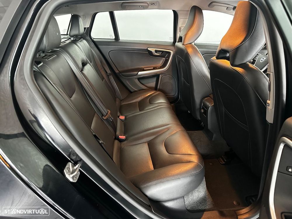 Volvo V60 - 29