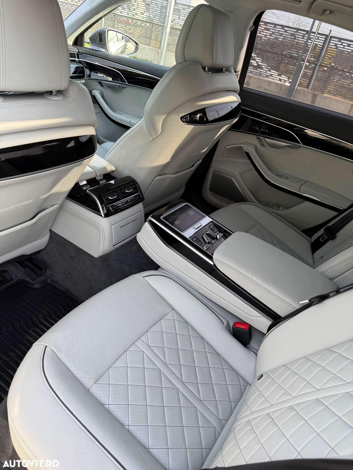 Audi A8 - 9