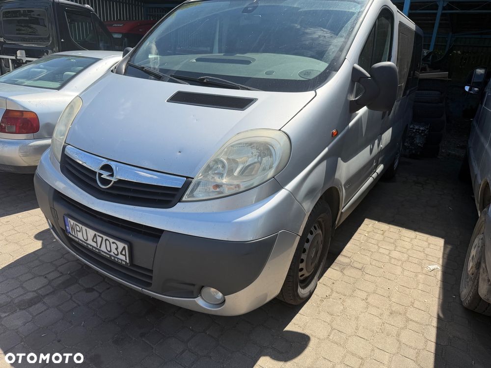 Opel Vivaro - 1