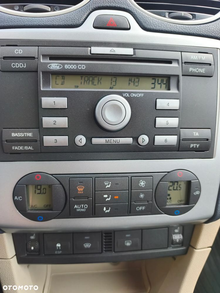 Ford Focus - 23