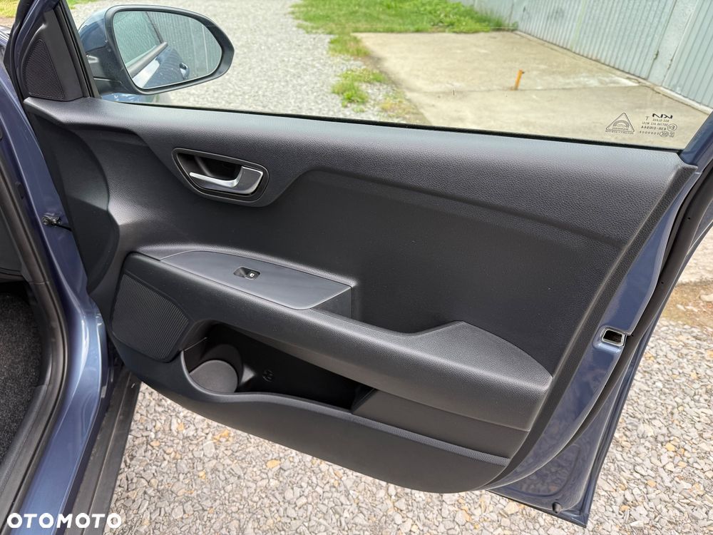 Kia Stonic 1.0 T-GDI 100 OPF DCT7 Vision - 19