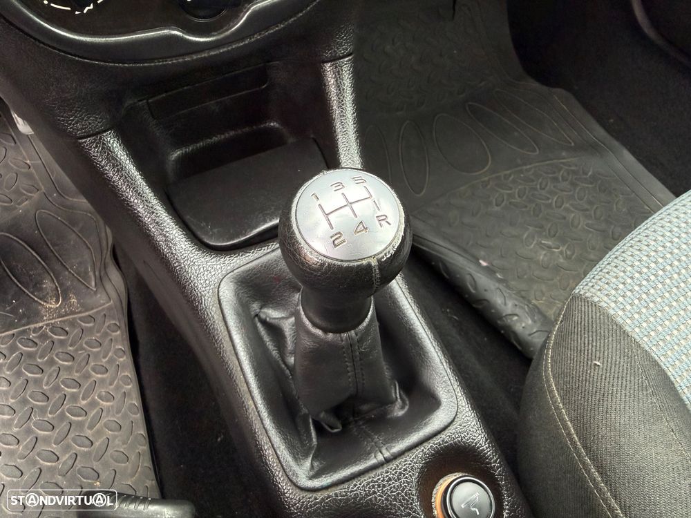 Peugeot 206 1.1 XT - 24