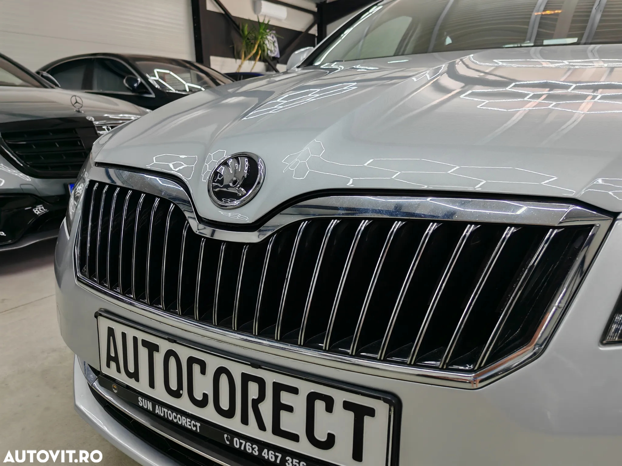 Skoda Superb 2.0 TSI Ambition - 30