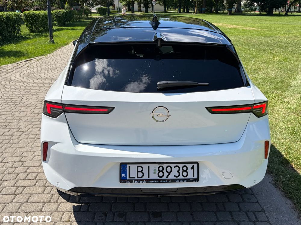 Opel Astra 1.2 Turbo Business Edition - 4