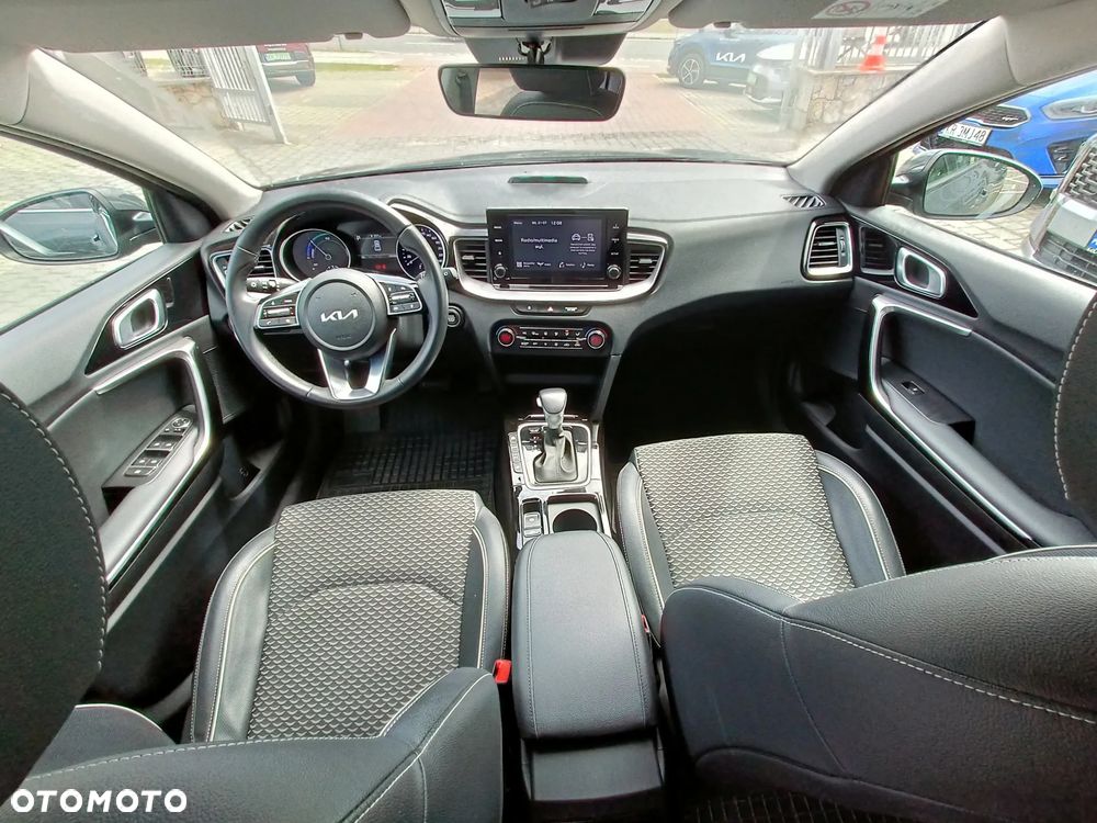 Kia XCeed 1.6 GDI PHEV L DCT - 11