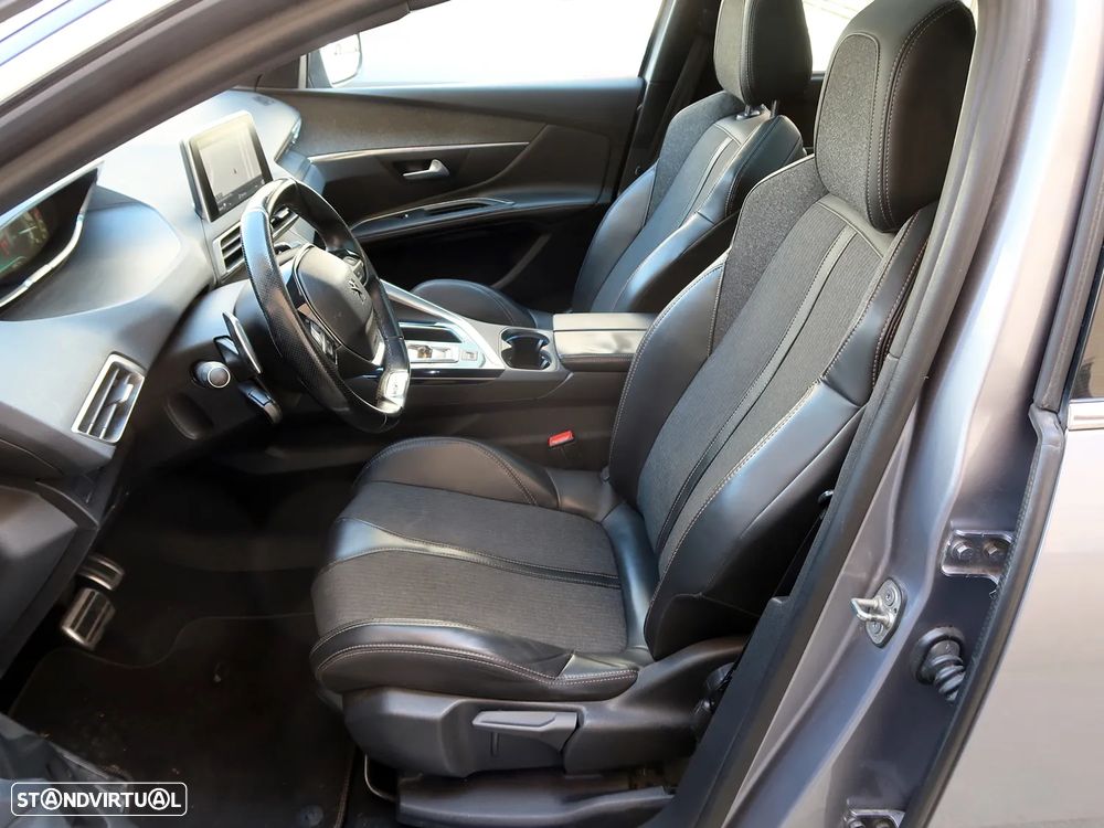 Peugeot 5008 1.6 BlueHDi GT Line EAT6 - 14