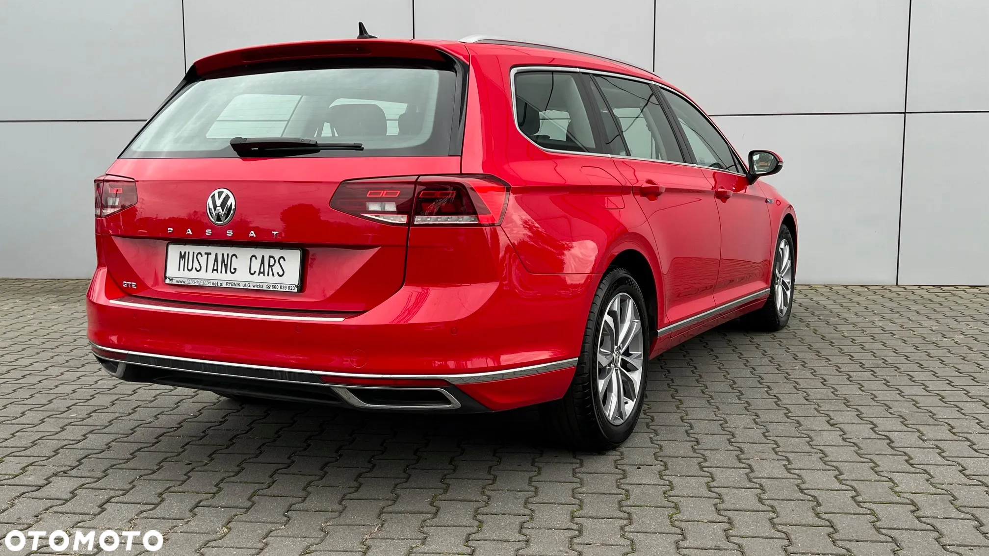 Volkswagen Passat - 32