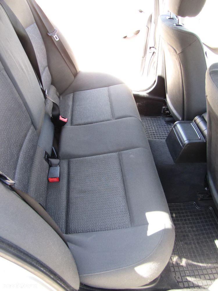 BMW Seria 3 - 19