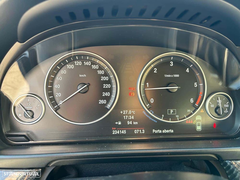 BMW 520 d Aut. Luxury Line - 10