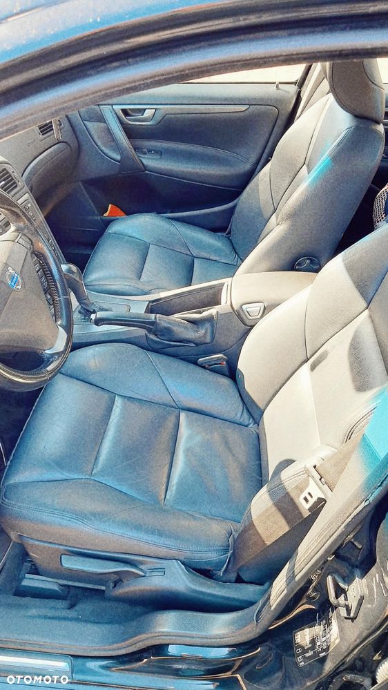 Volvo S60 2.4D5 Rubin - 8