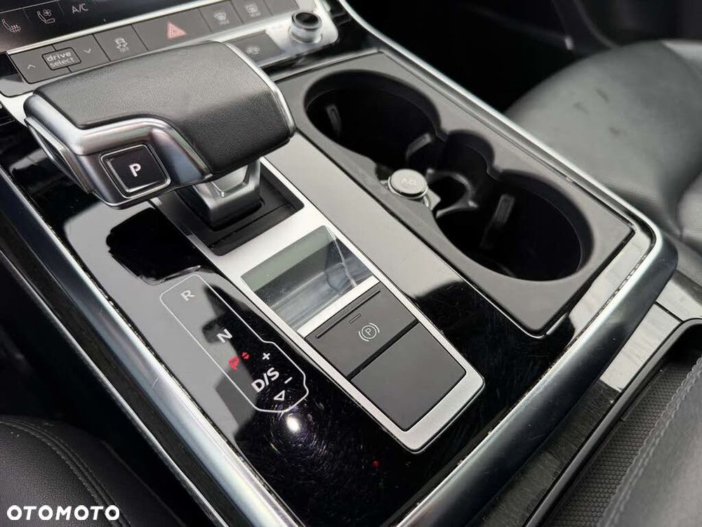 Audi Q7 3.0 TFSI Quattro Tiptronic - 16