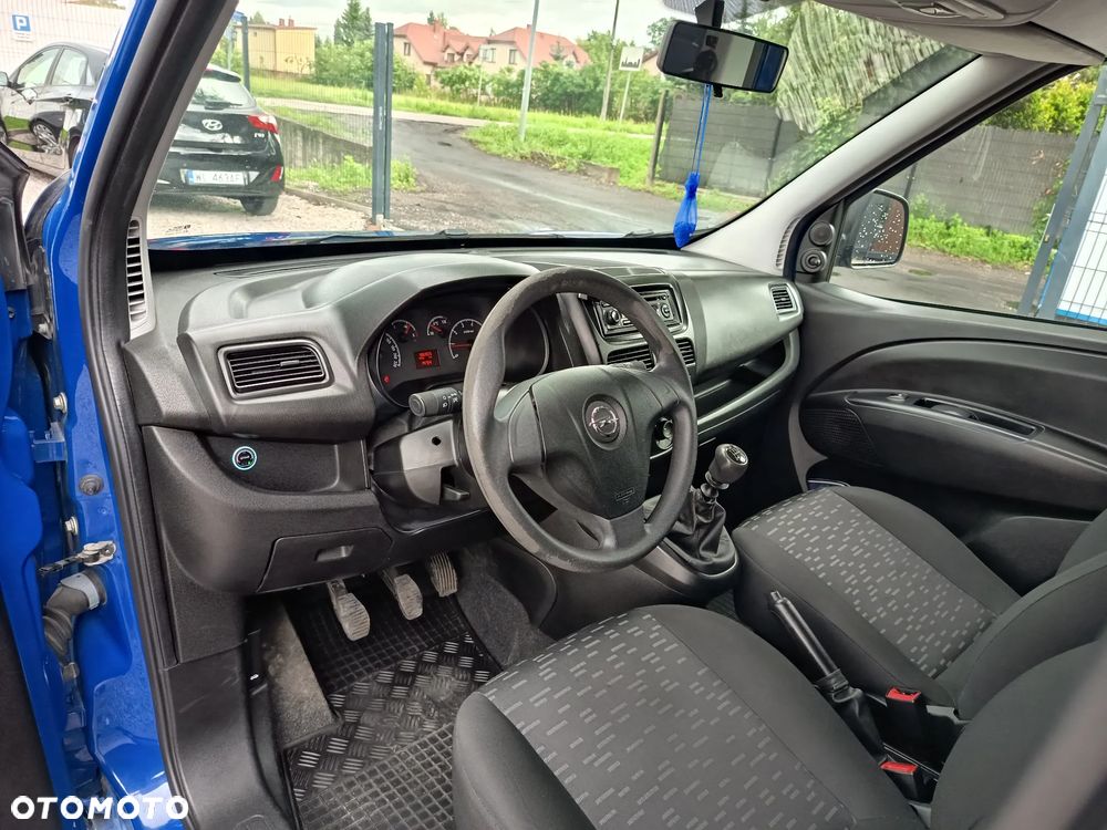 Opel Combo 1.4 Cosmo Eu6 - 17