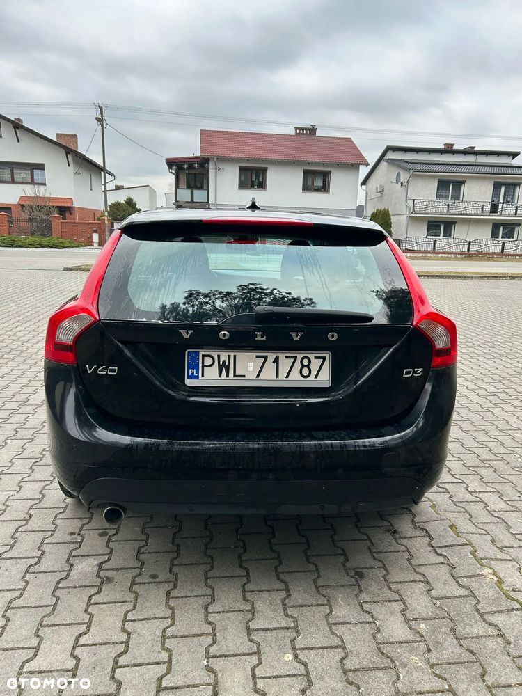 Volvo V60 D3 Base - 6