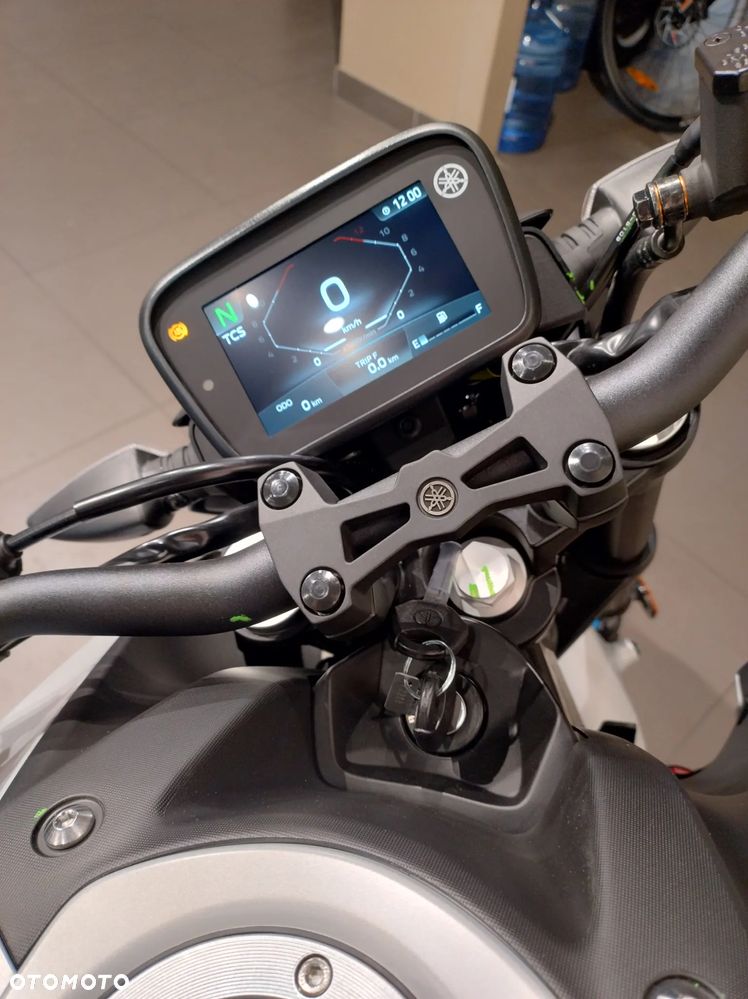 Yamaha MT - 4
