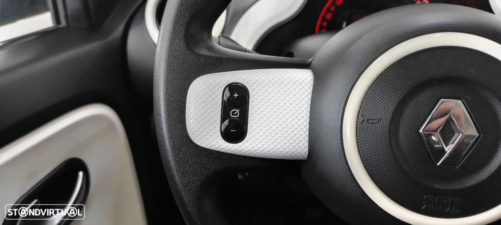 Renault Twingo - 32