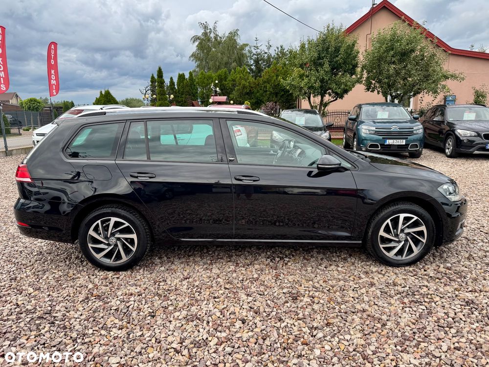Volkswagen Golf 1.6 TDI Sound - 26