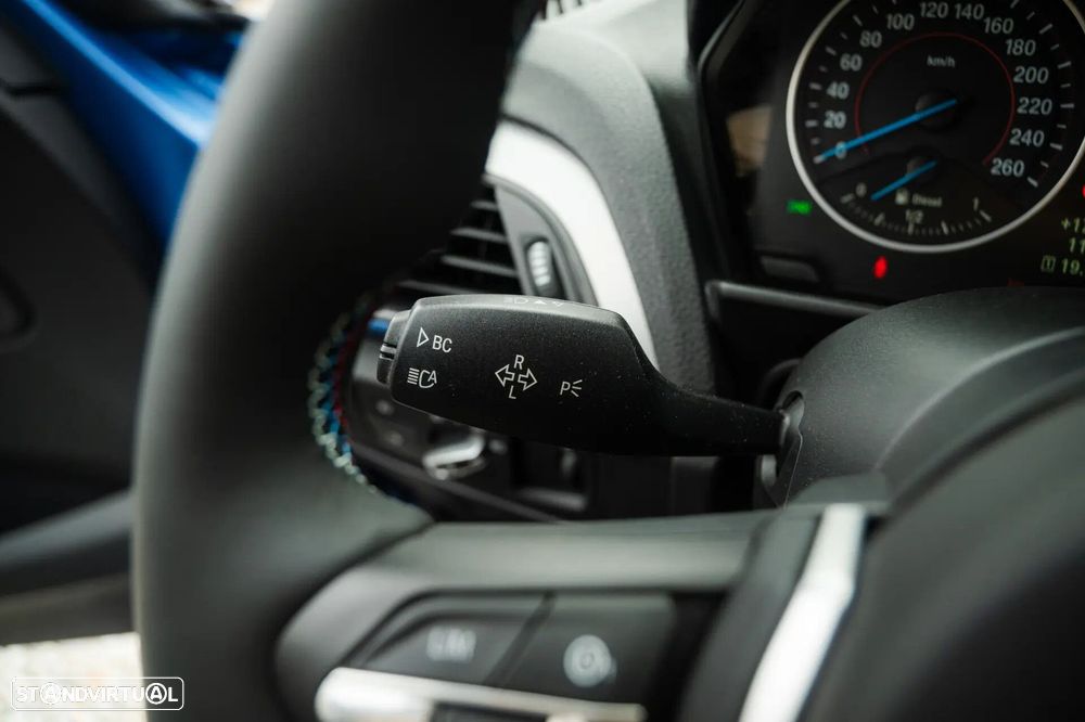 BMW 120 d Pack M - 21