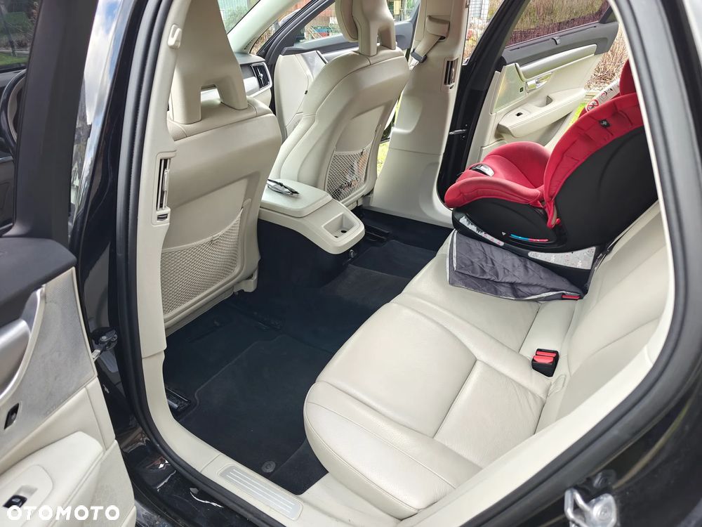 Volvo V90 D4 Geartronic Momentum Pro - 14