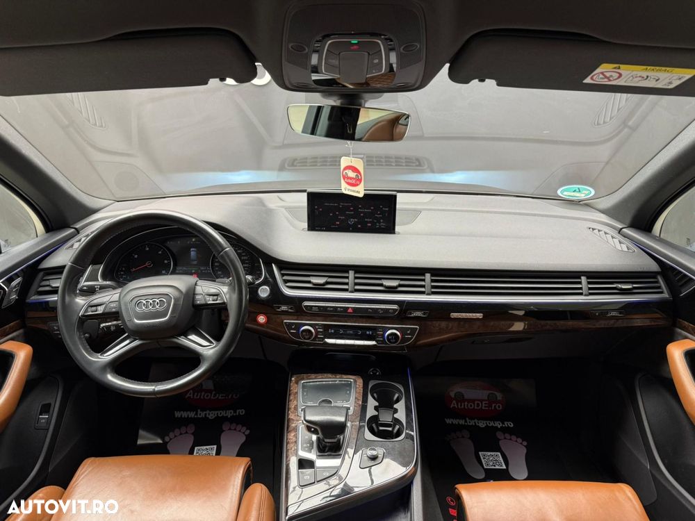 Audi Q7 - 7