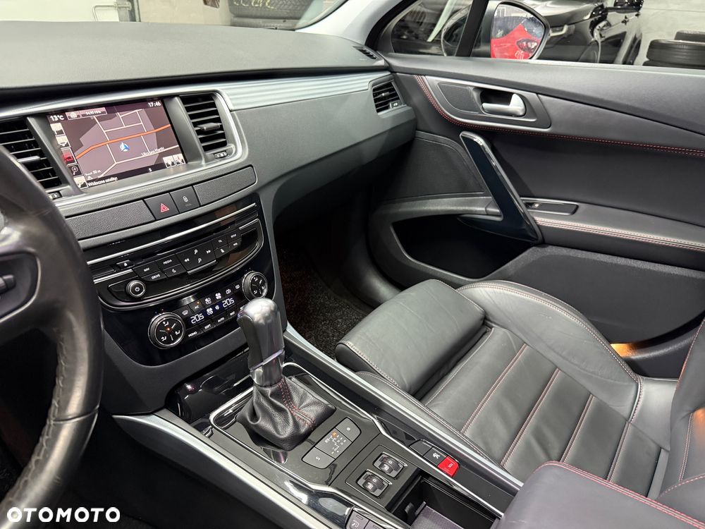 Peugeot 508 BlueHDi 180 EAT6 Stop&Start GT - 28