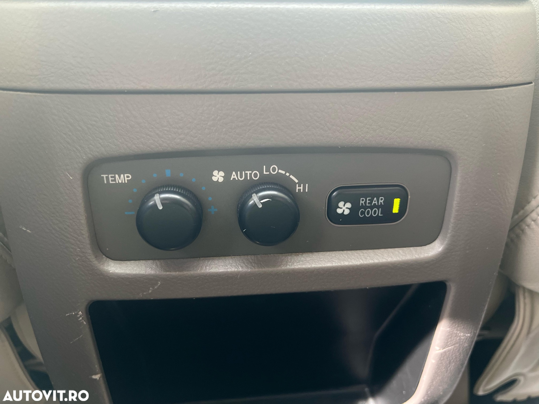 Toyota Land Cruiser 3.0 TD-4D Aut Executive - 25