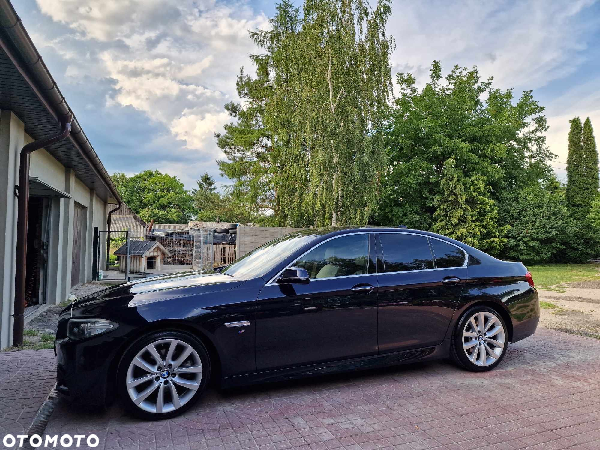BMW Seria 5 520i Sport-Aut - 3