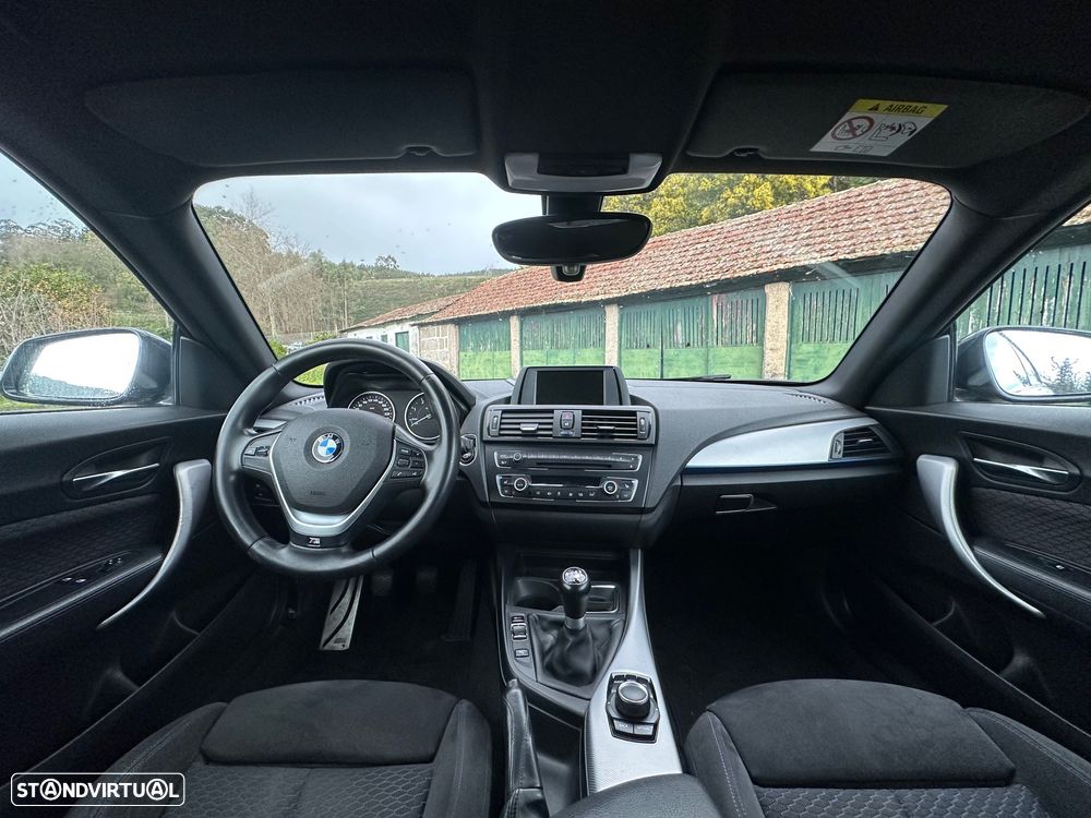 BMW 116 d Pack M - 31