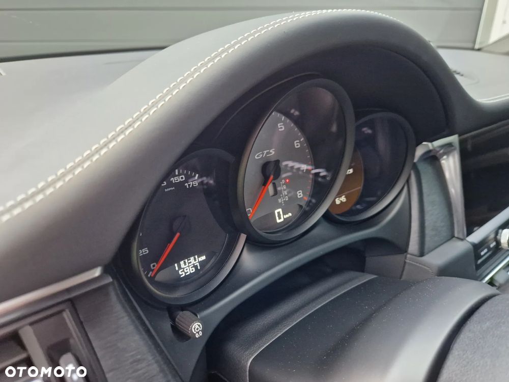 Porsche Macan GTS - 17